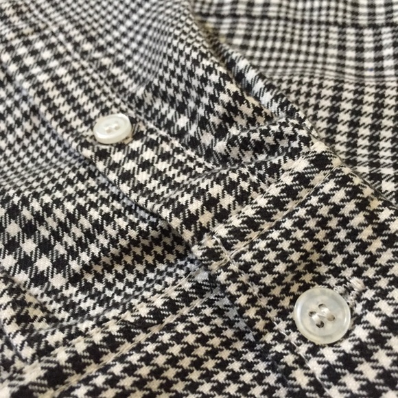 Check Button-Up - Picture 3 of 3